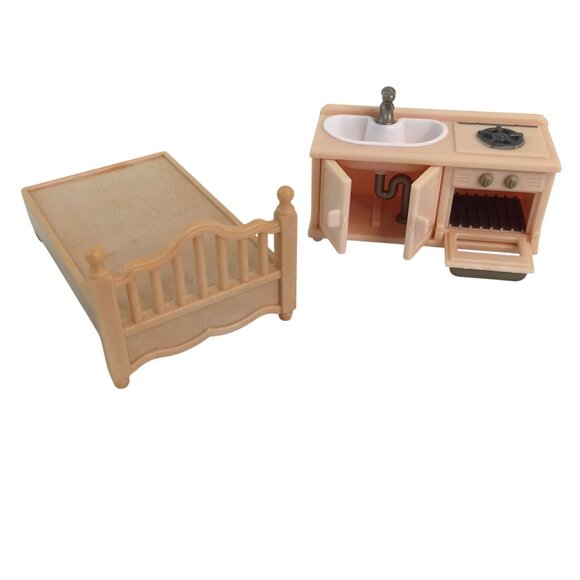 Calico Critters Furniture Kitchen Sink OvenTable Chairs Bookcase Bed Ladder - Picture 3 of 11